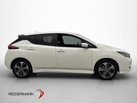 Nissan Leaf 9 of 30