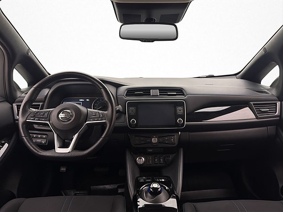 Nissan Leaf 13 of 30