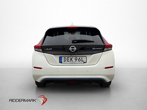 Nissan Leaf 7 of 30