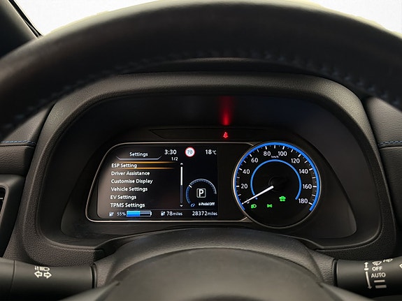 Nissan Leaf 17 of 30