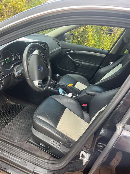 Saab 9-3 5 of 11