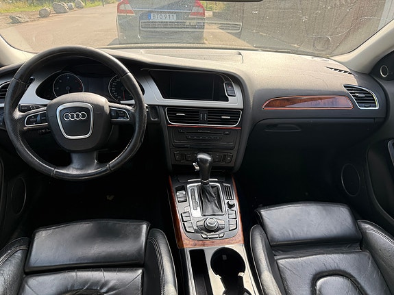 Audi A4 3 of 3