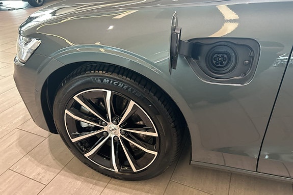 Volvo V60 19 of 30