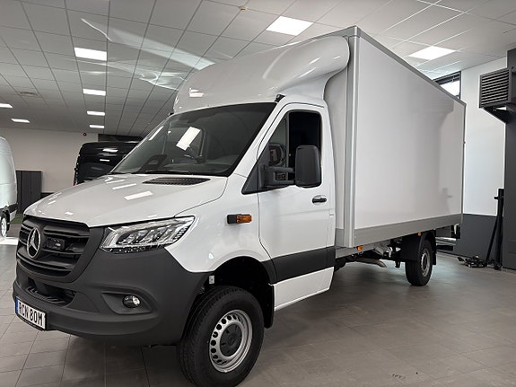 Mercedes-Benz Sprinter 319 3 of 5