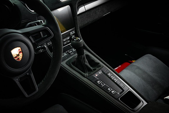 Porsche 718 Cayman GT4 RS 18 of 30