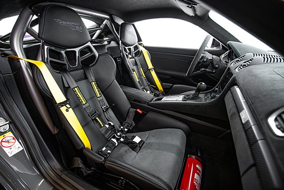 Porsche 718 Cayman GT4 RS 17 of 30