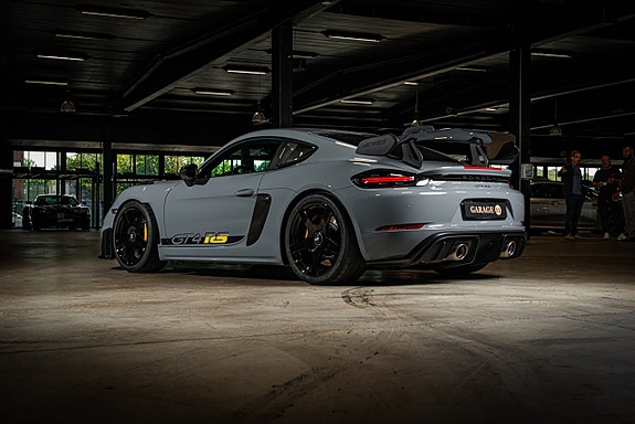 Porsche 718 Cayman GT4 RS 4 of 30