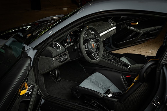 Porsche 718 Cayman GT4 RS 10 of 30