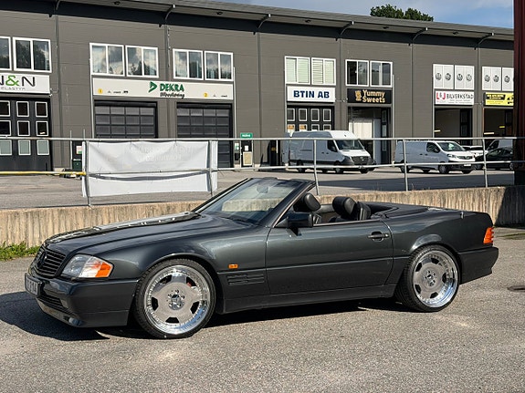Mercedes-Benz 300 SL 8 of 25