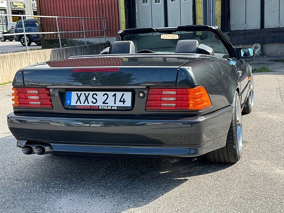 Mercedes-Benz 300 SL 9 of 25