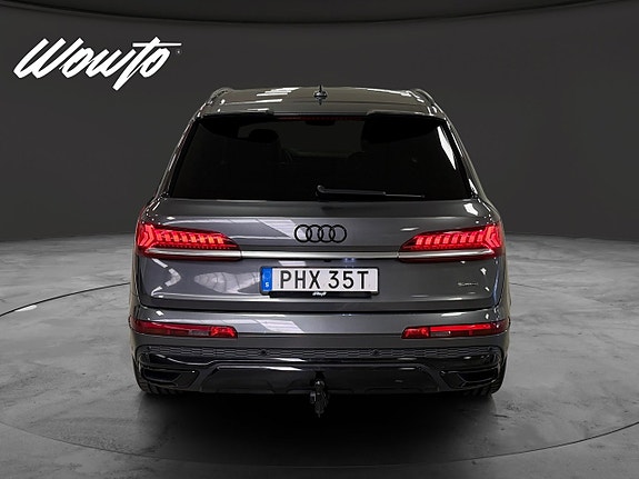 Audi Q7 5 of 21