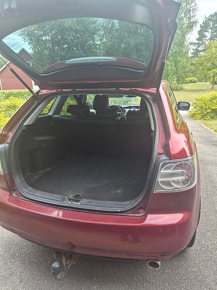 Mazda CX-7 5 of 6