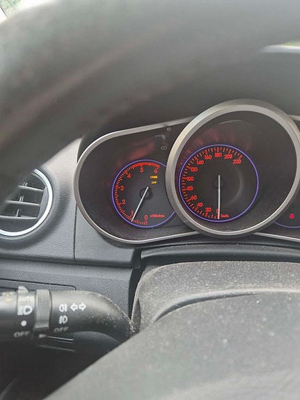 Mazda CX-7 6 of 6