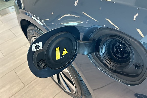 Volvo V90 13 of 25