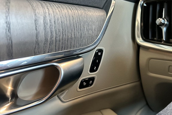Volvo V90 24 of 25