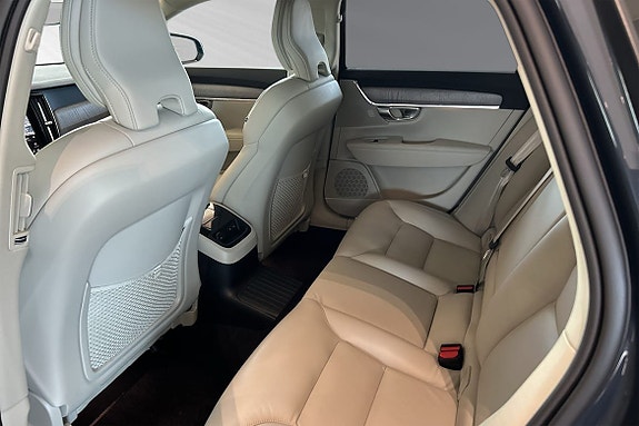 Volvo V90 8 of 25