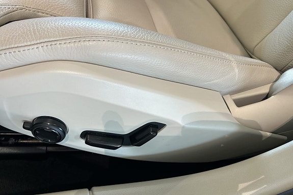Volvo V90 25 of 25