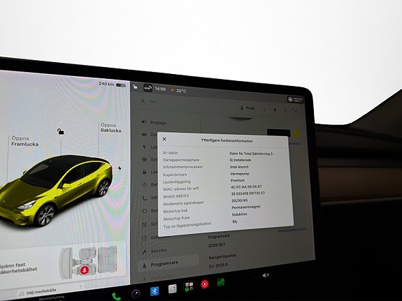 Tesla Model Y 21 of 28