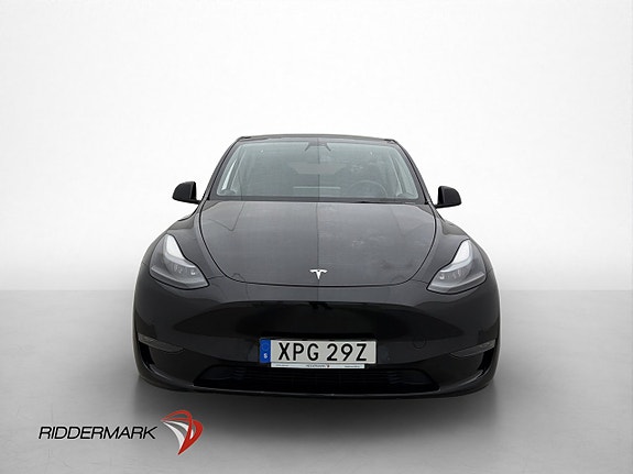 Tesla Model Y 3 of 28