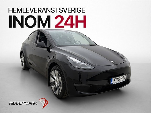 Tesla Model Y 4 of 28