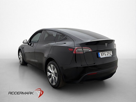 Tesla Model Y 6 of 28