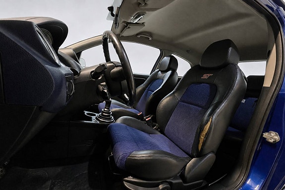 Ford Fiesta 12 of 19