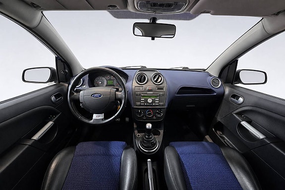Ford Fiesta 13 of 19