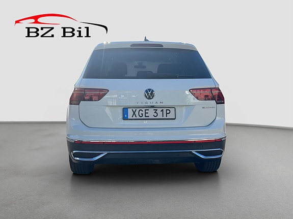 Volkswagen Tiguan 4 of 23