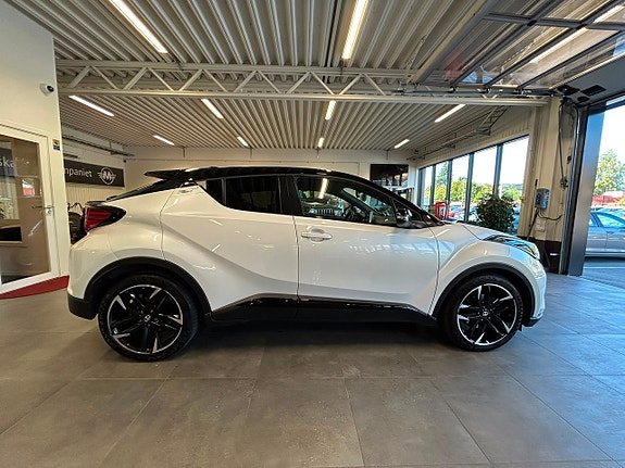 Toyota C-HR 9 of 29