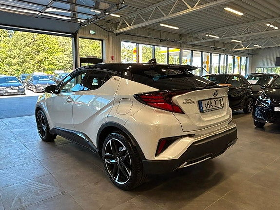 Toyota C-HR 5 of 29