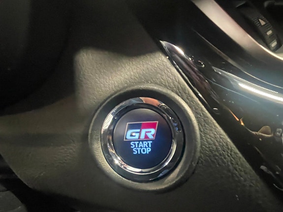 Toyota C-HR 17 of 29