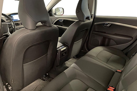 Volvo XC70 18 of 23