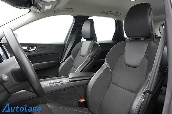 Volvo XC60 12 of 25