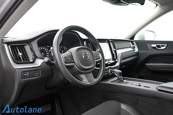 Volvo XC60 11 of 25