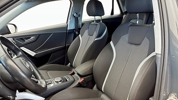 Audi Q2 8 of 12