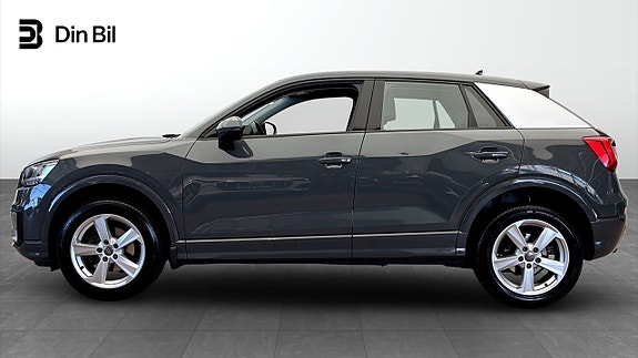 Audi Q2 2 of 12