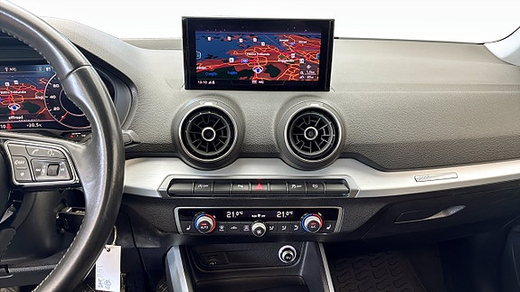 Audi Q2 9 of 12