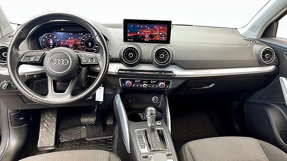Audi Q2 10 of 12
