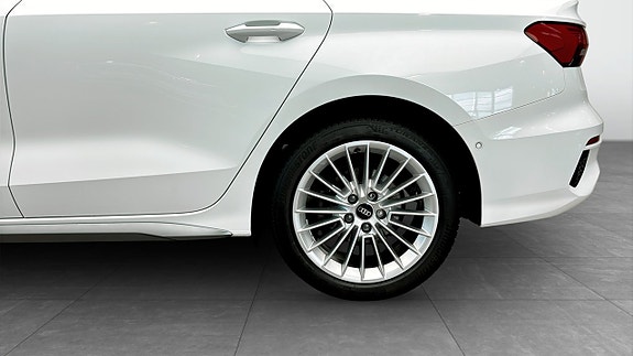 Audi A3 6 of 12