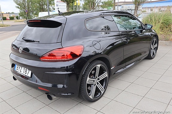 Volkswagen Scirocco 8 of 17