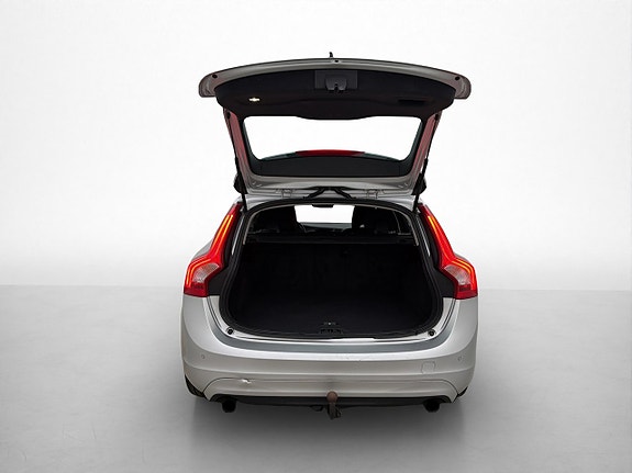 Volvo V60 24 of 28
