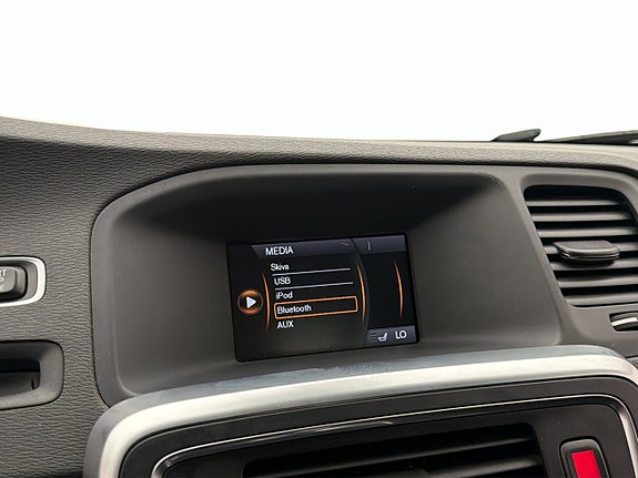 Volvo V60 19 of 28
