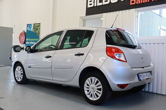 Renault Clio 3 of 10