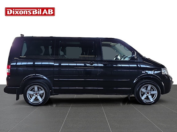 Volkswagen Multivan 2 of 15