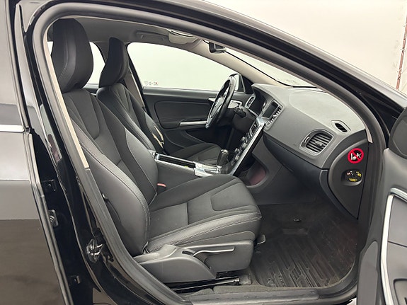 Volvo V60 21 of 23