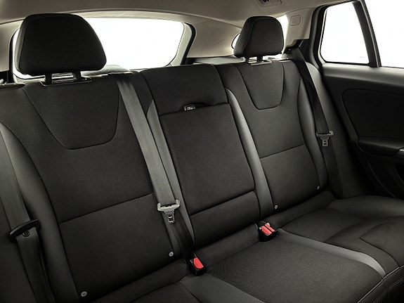 Volvo V60 20 of 23