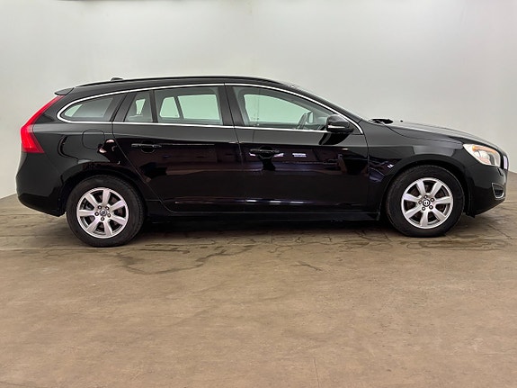 Volvo V60 7 of 23