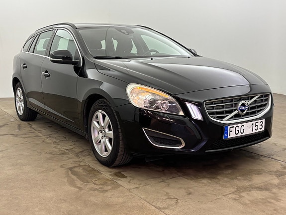 Volvo V60 8 of 23