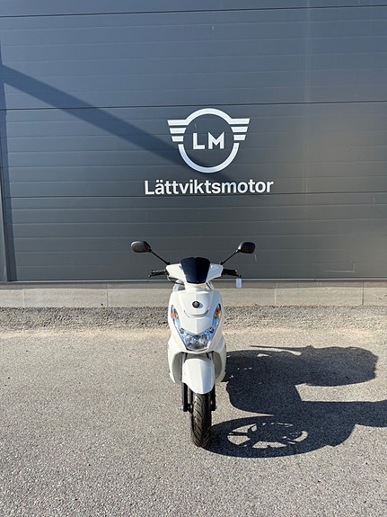 Peugeot Kisbee 4-takt 5 Plus Icy White