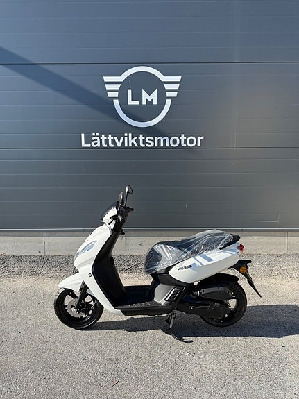 Peugeot Kisbee 4-takt 5 Plus Icy White 2 of 5